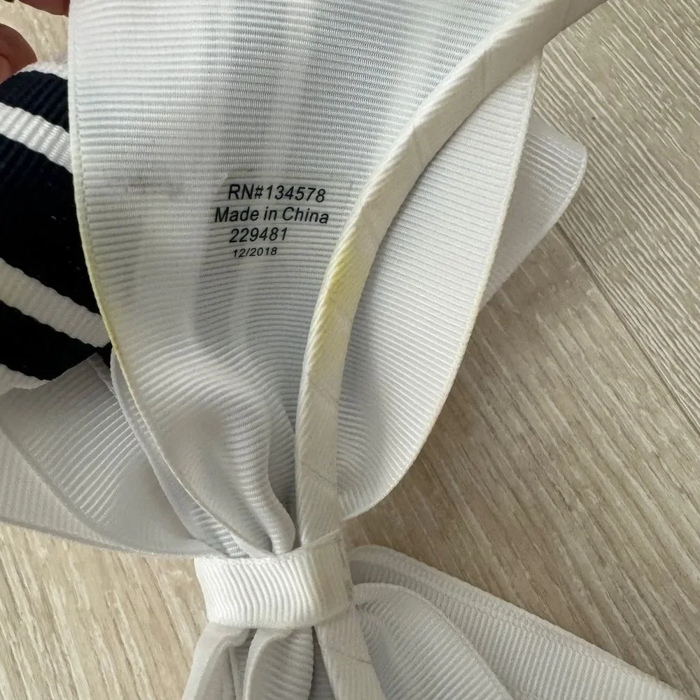 Vineyard Vines Navy Blue and White Bow Headband with VV Whale in Pink